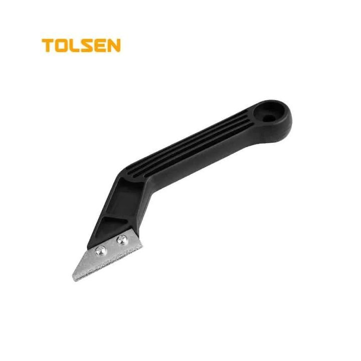 Tolsen saw shown in its packaging