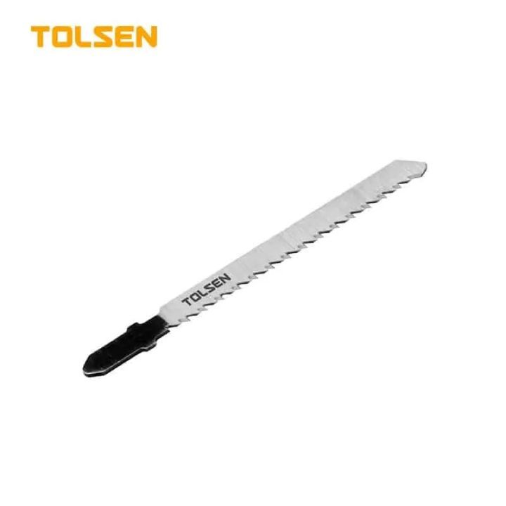 Tolsen saw shown in its packaging
