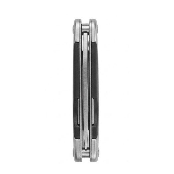 Close-up detail of the Tolsen tool