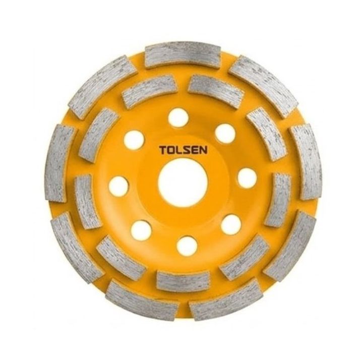 Close-up detail of the Tolsen tool accessories
