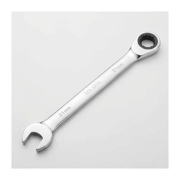 Close-up detail of the Tolsen spanner