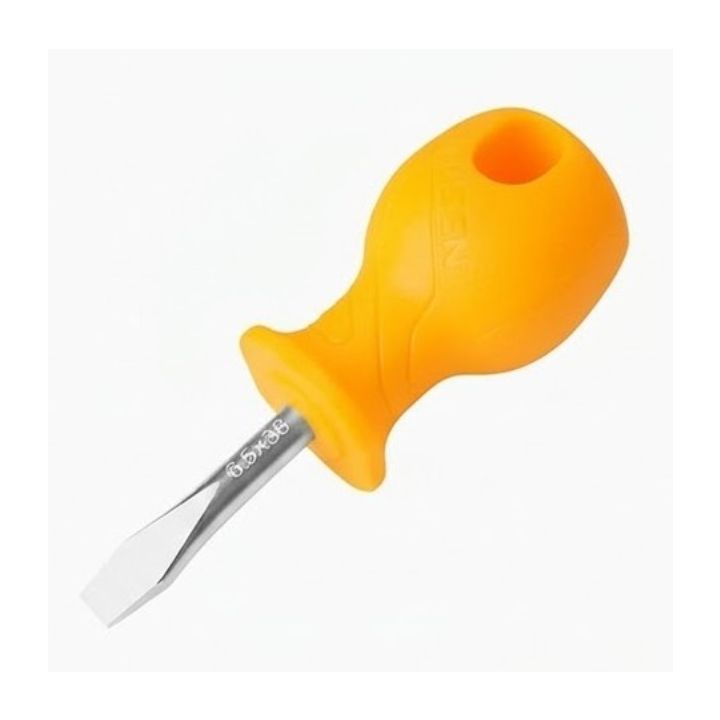 Close-up detail of the Tolsen screwdriver