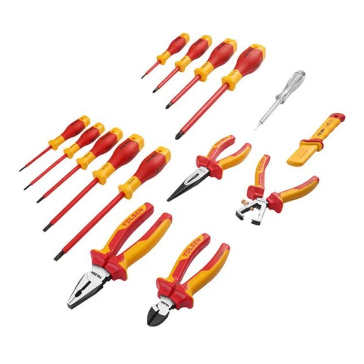 Tolsen tool set installed and lit