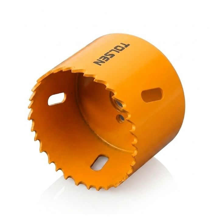 Tolsen saw shown in its packaging