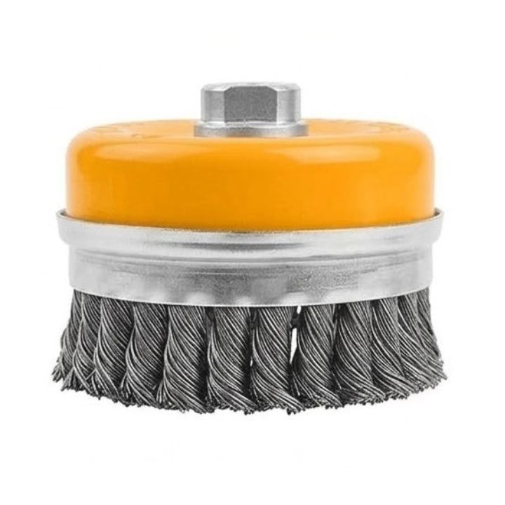 Close-up detail of the Tolsen paint brush