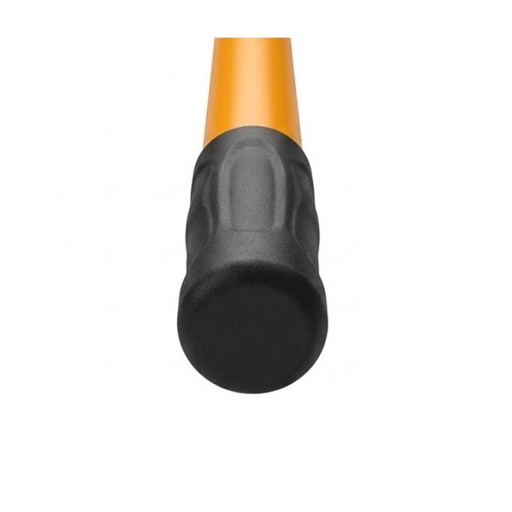 Close-up detail of the Tolsen paint roller