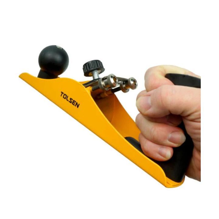 Close-up detail of the Tolsen tool